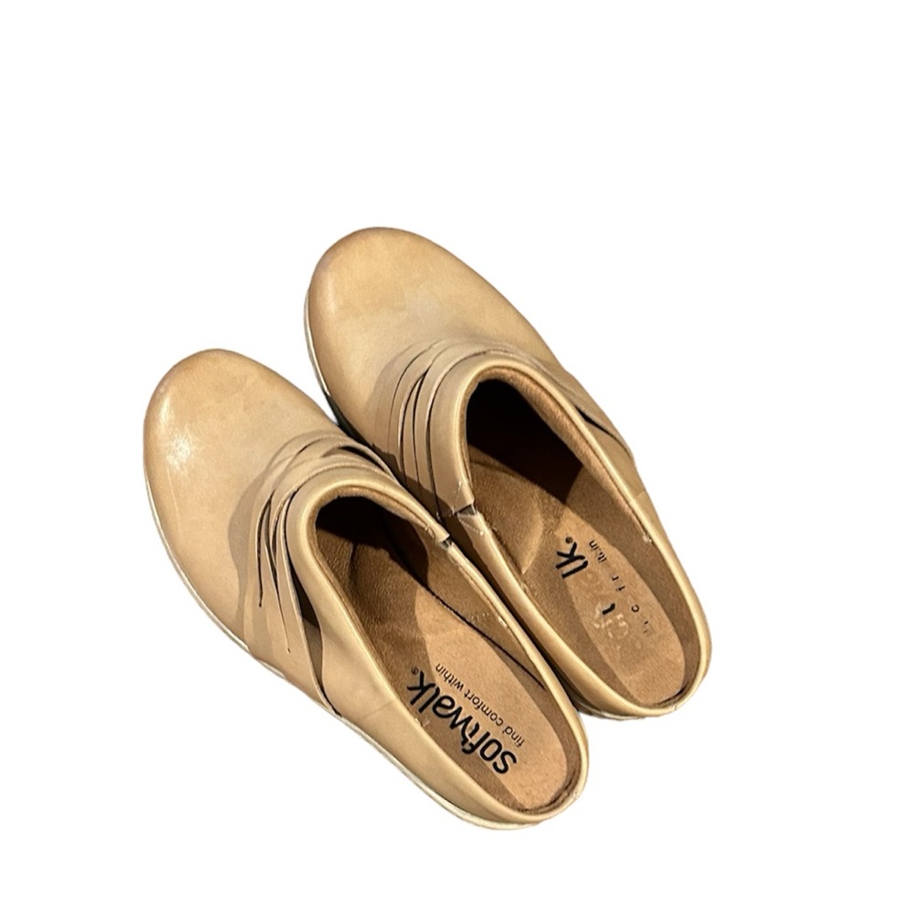 Softwalk Mackay Clogs in Luggage Nubuck Size 8.5W
